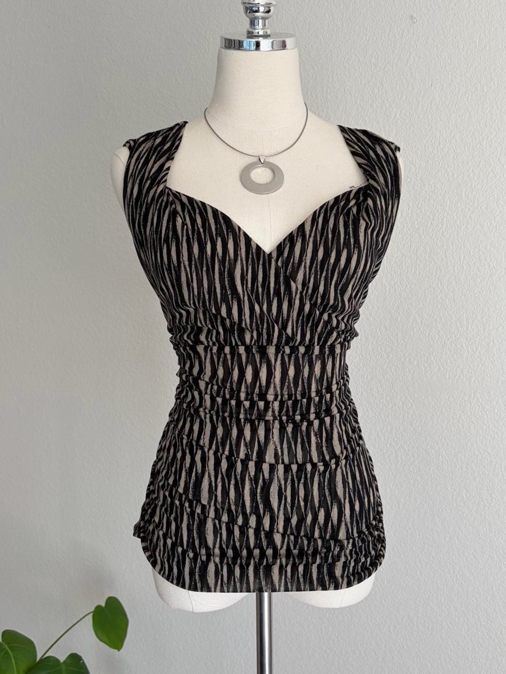 Black & Taupe Ruched Sweetheart Neck Women's Top